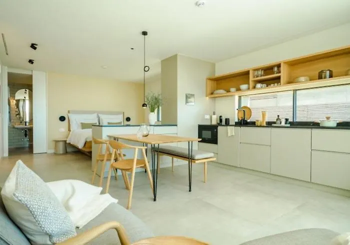 מלון דירות Oceanhuts Coxos Adults Only 4*